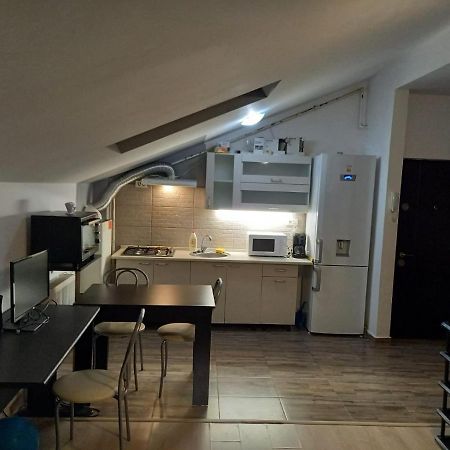 Apartament 2 Camere Chiajna Esterno foto